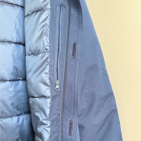 Columbia Men’s Arrow Trail Insulated Navy Parka in size Large - Picture 10 of 16